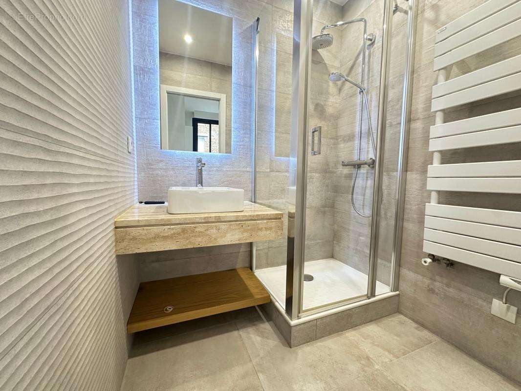 Maison à SAINT-MAUR-DES-FOSSES