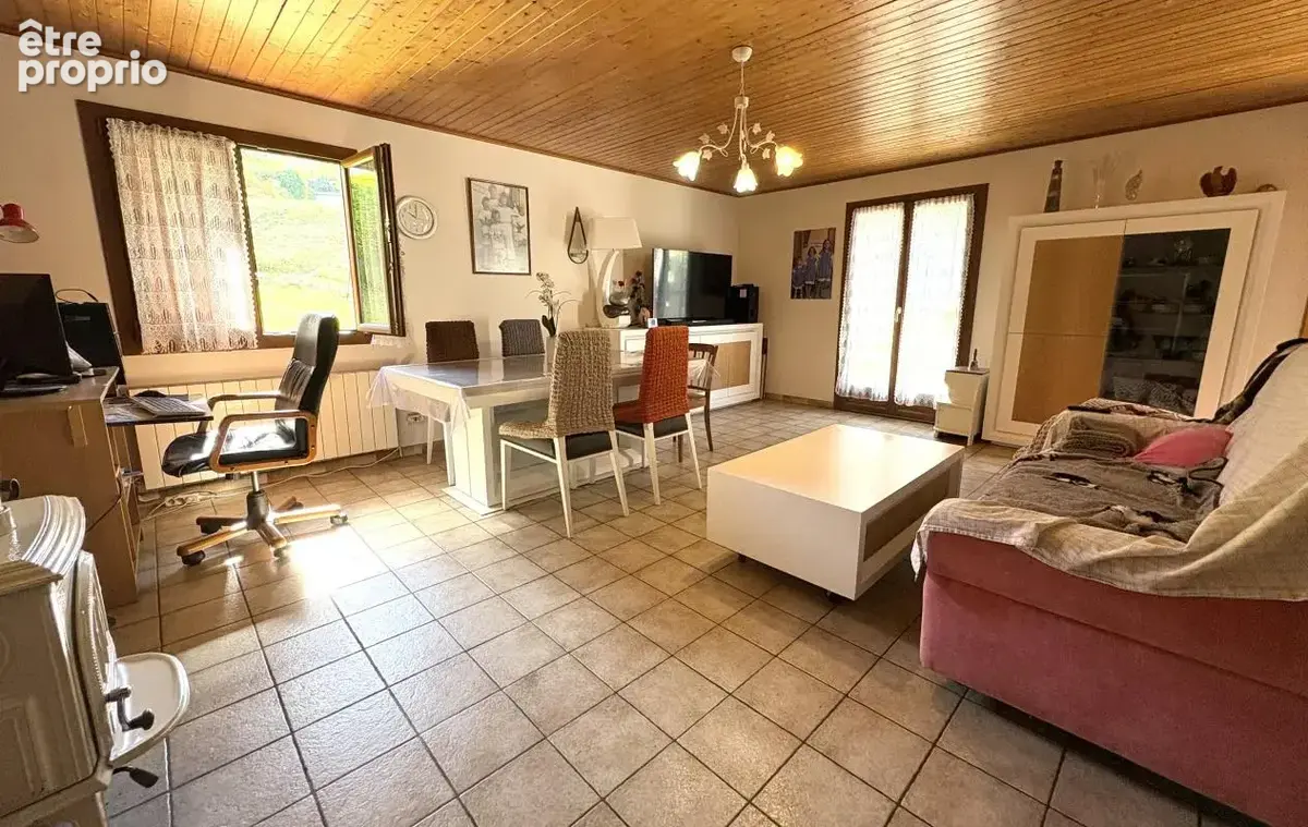 Maison 8 pièces 153 m² à vendre à Gruffy (74540) - photo 3