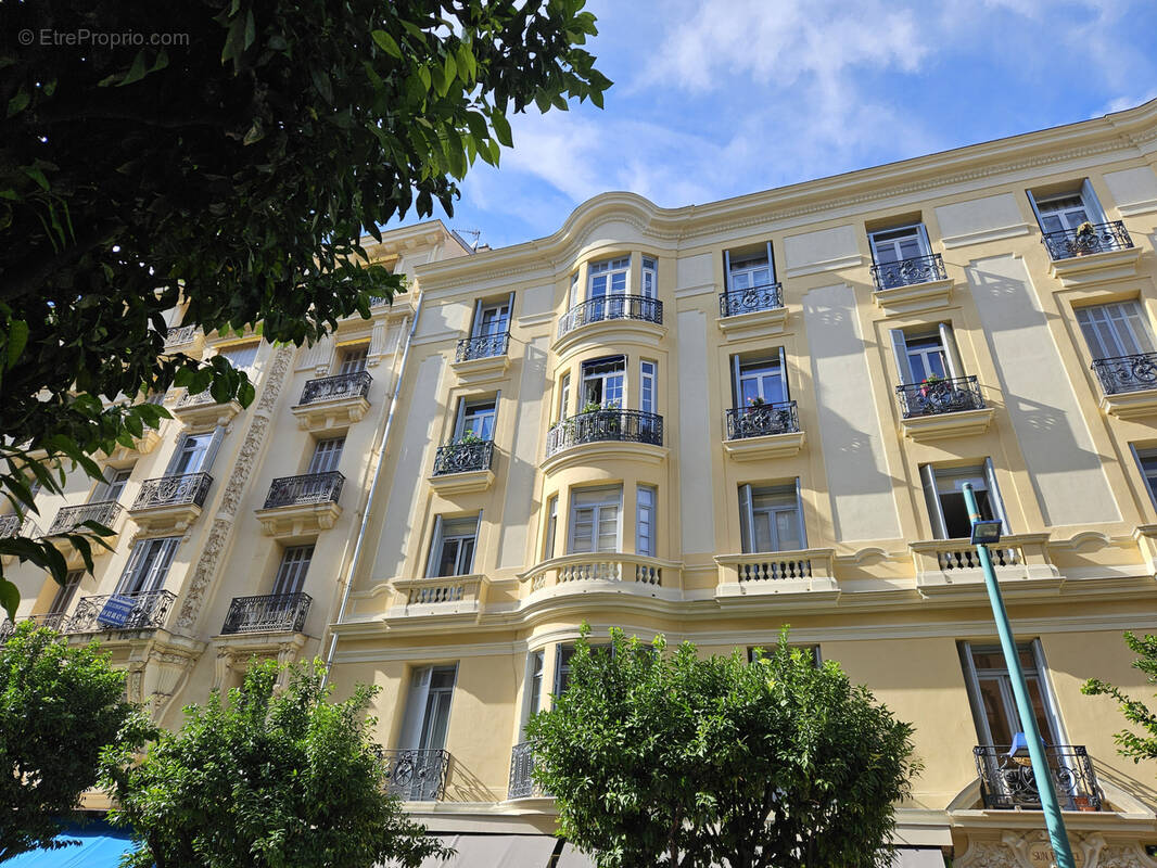 Appartement à MENTON