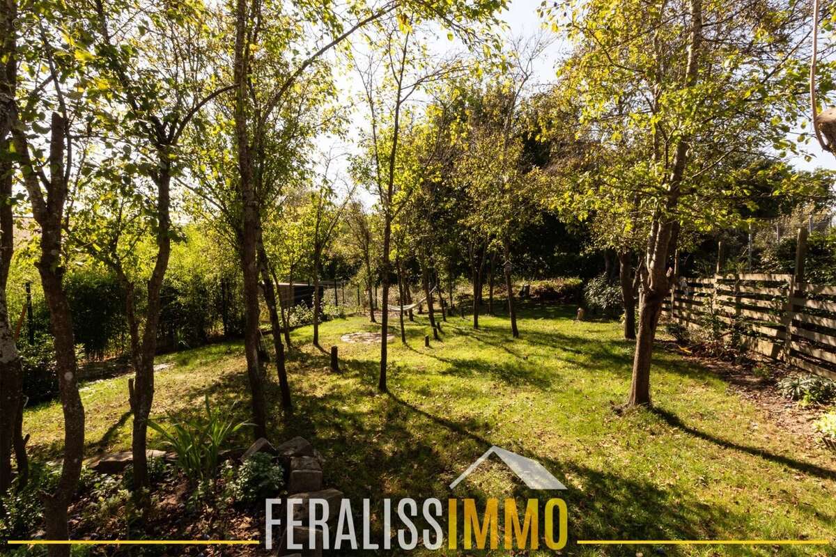 Maison à COURDIMANCHE