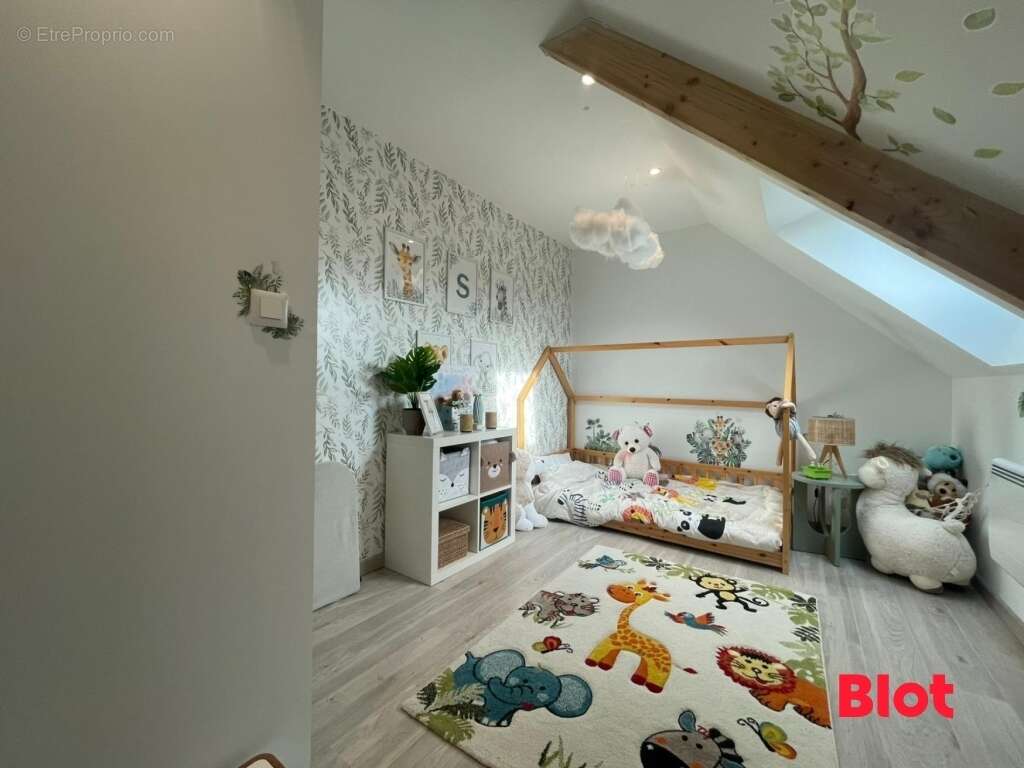 Maison à SAINT-SULPICE-DES-LANDES