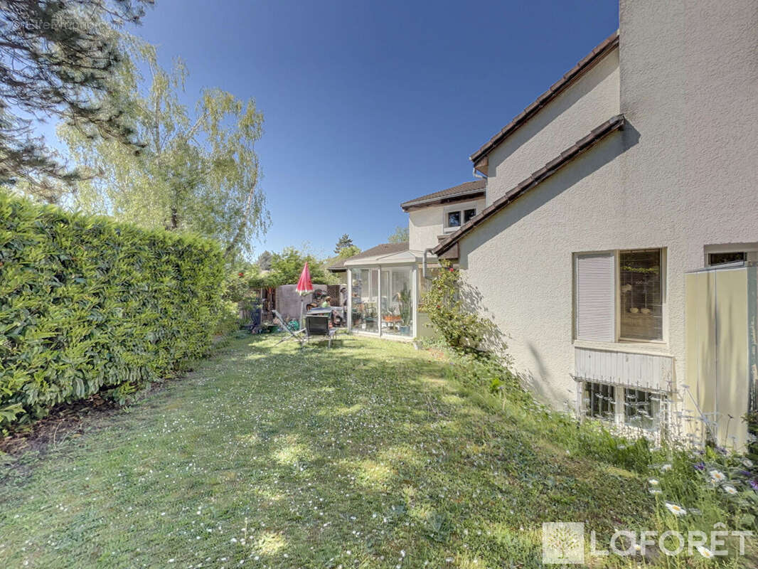 Maison à GIF-SUR-YVETTE