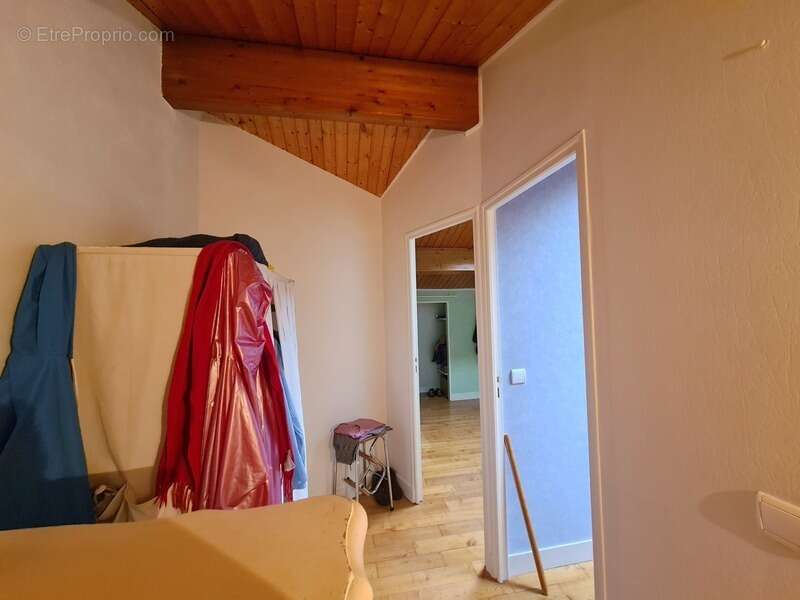 Maison à SAINT-YRIEIX-SUR-CHARENTE