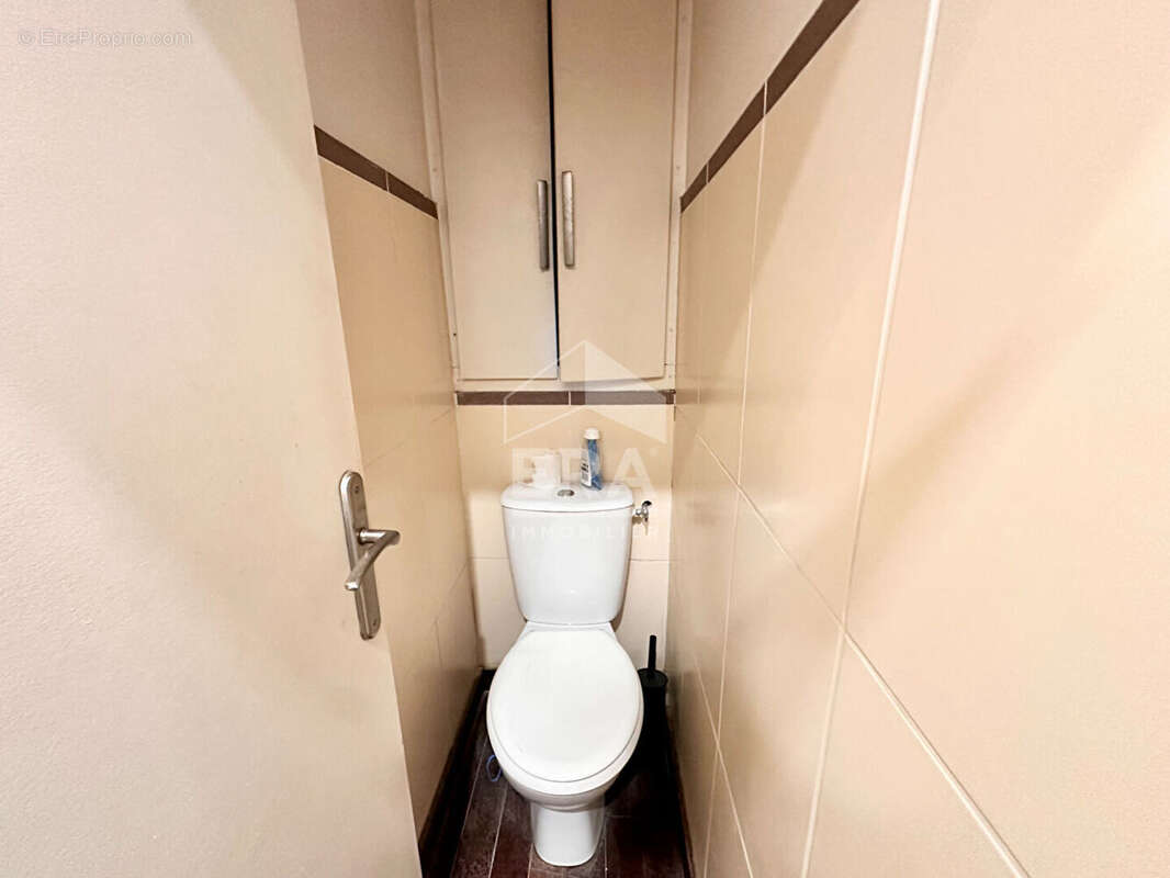 Appartement à MARSEILLE-4E