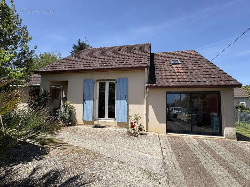 Maison à SAINT-SORNIN-LAVOLPS