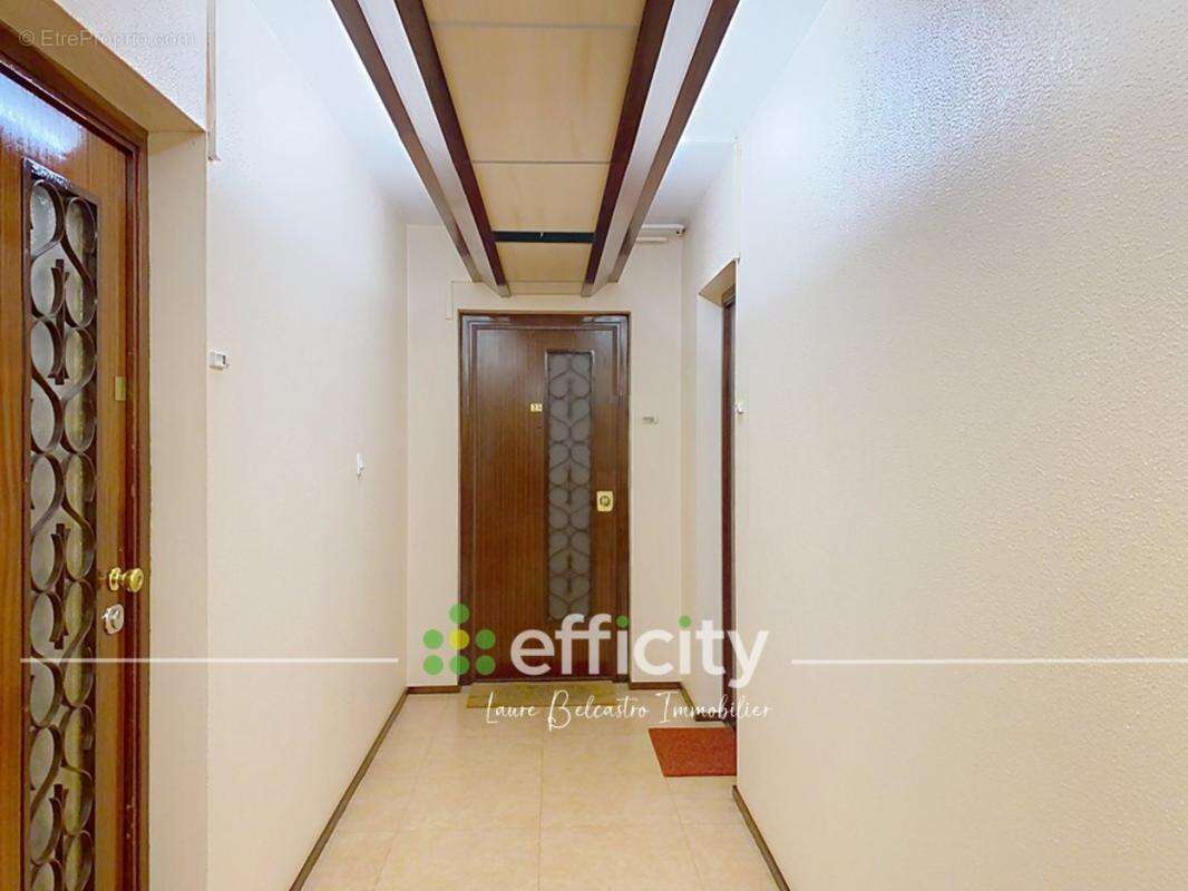 Appartement à SAINT-MAUR-DES-FOSSES