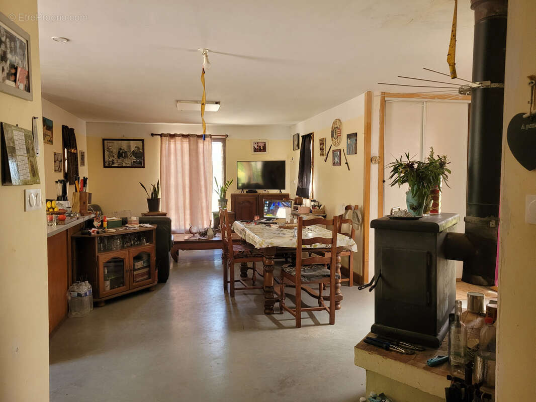 Viager occupé plain pied à monceaux sur dordogne - photo 6