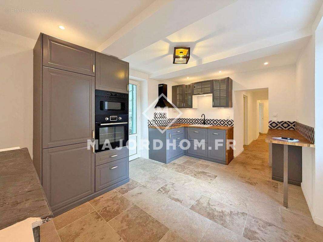 Maison à ROQUEVAIRE