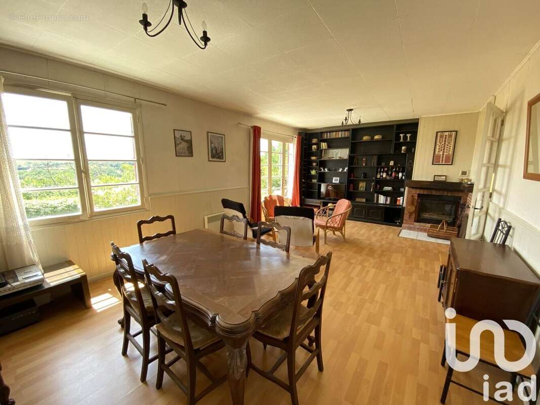 Photo 2 - Maison à ROUGNAC