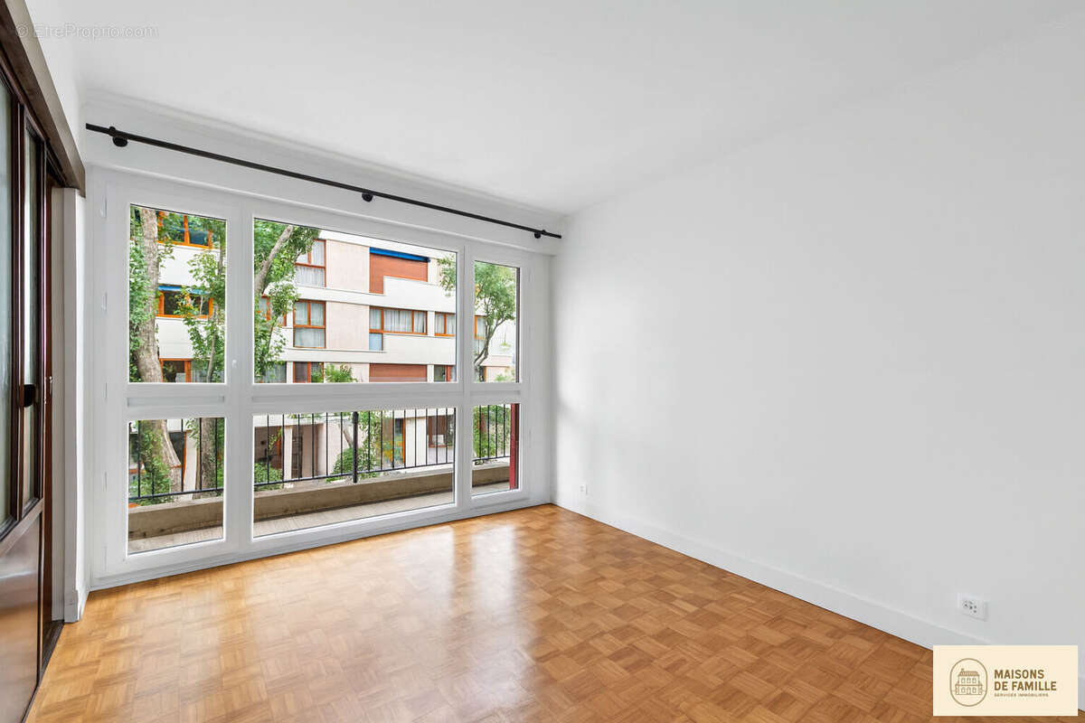 Appartement à BOUGIVAL