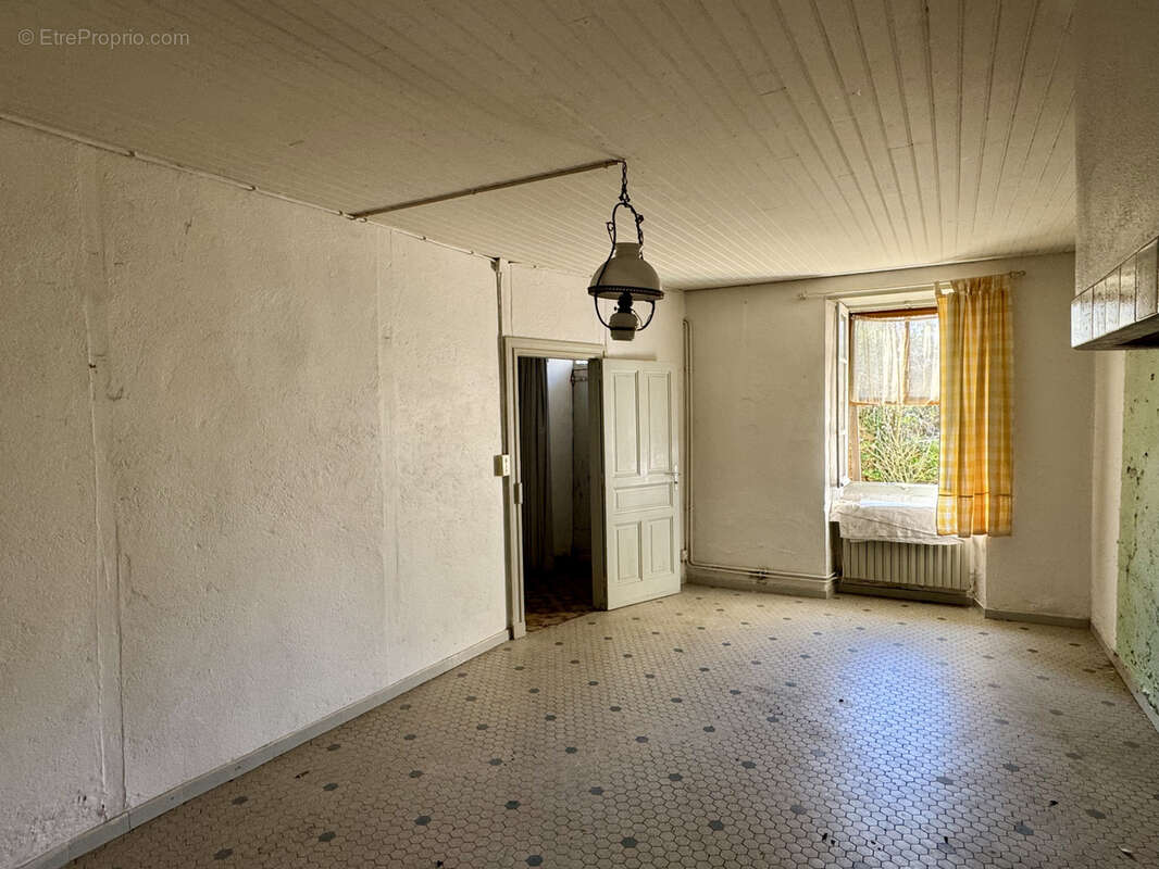 Maison à PAMPELONNE