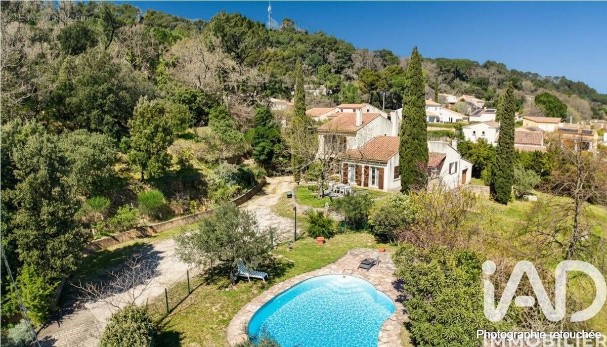 Photo 1 - Maison à BAGNOLS-SUR-CEZE