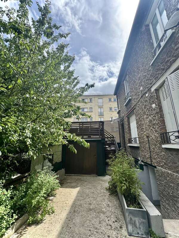 Appartement à SURESNES