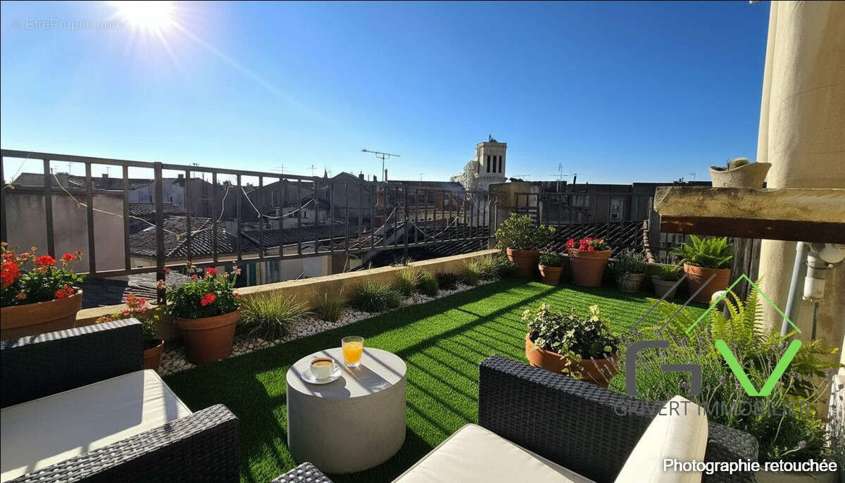 Photographie retouchée - Appartement à NIMES