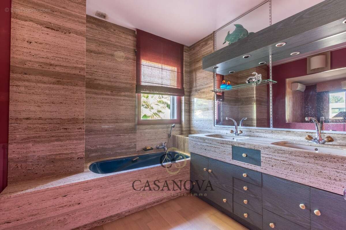 Villa d'architecte avec piscine, studio indépendant et terrain de 1 156 m² à Montpellier - photo 10