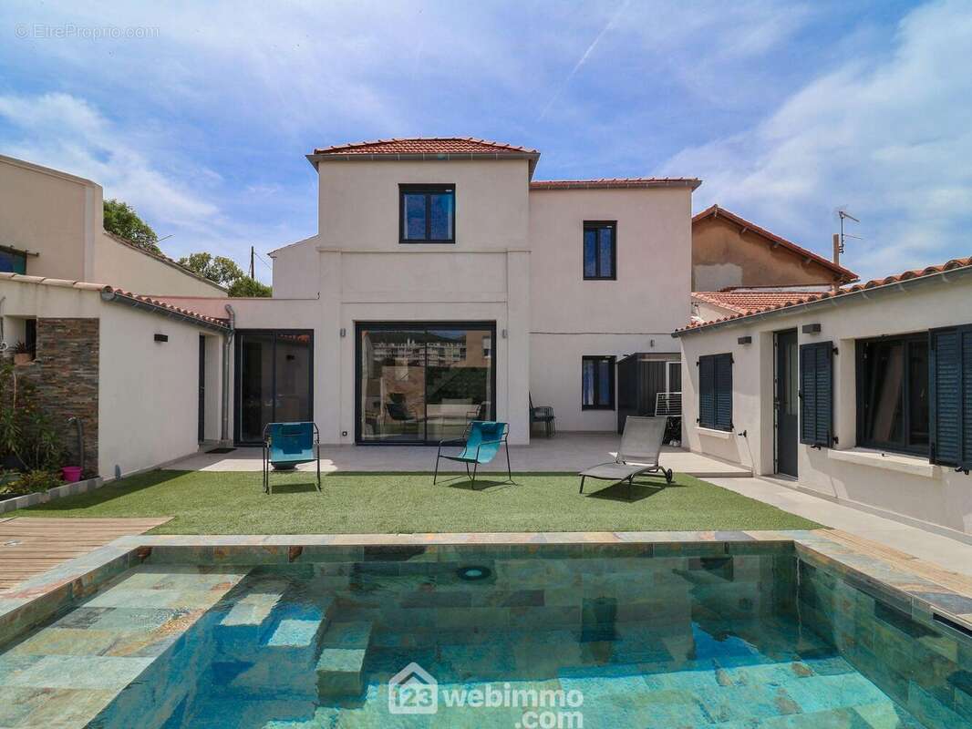 Maison à MARSEILLE-9E