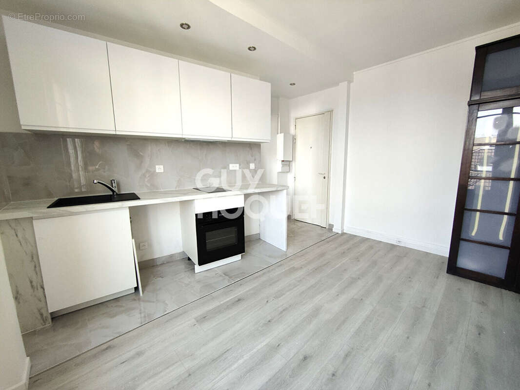 STUDIO Courbevoie 20,87m2 - photo 3
