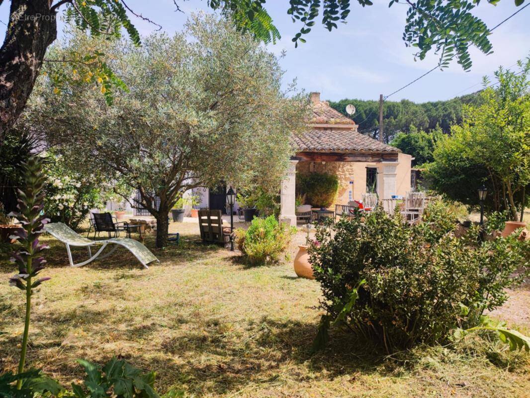 Maison à BAGNOLS-SUR-CEZE