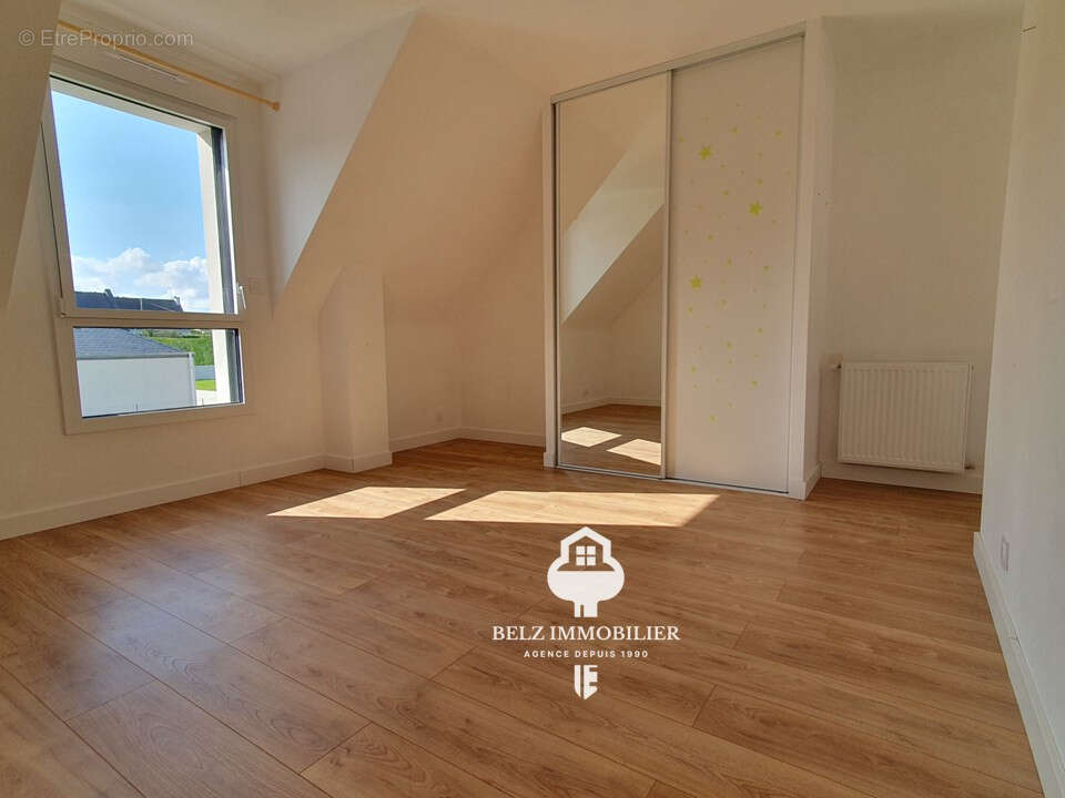 Maison à LOCOAL-MENDON