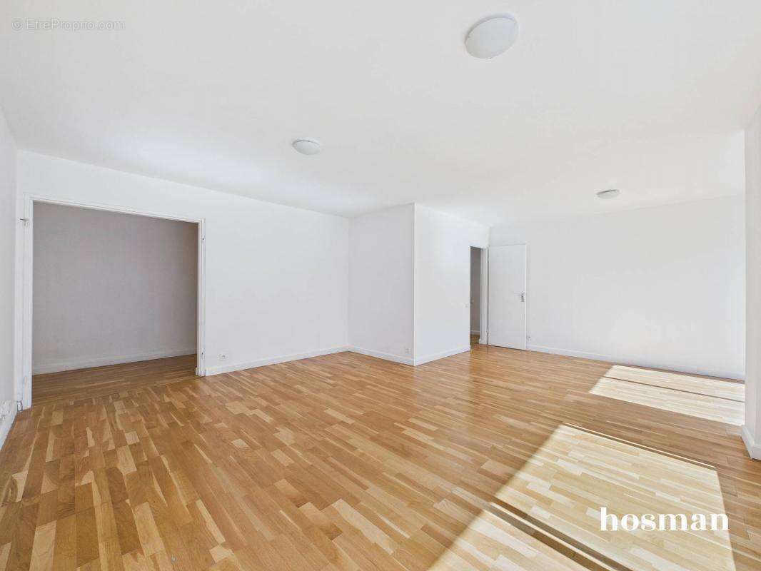 Appartement à PARIS-20E