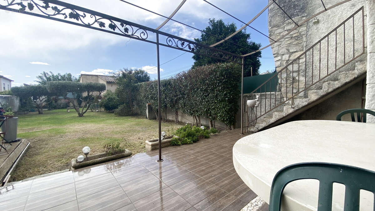 Maison à BELLEGARDE