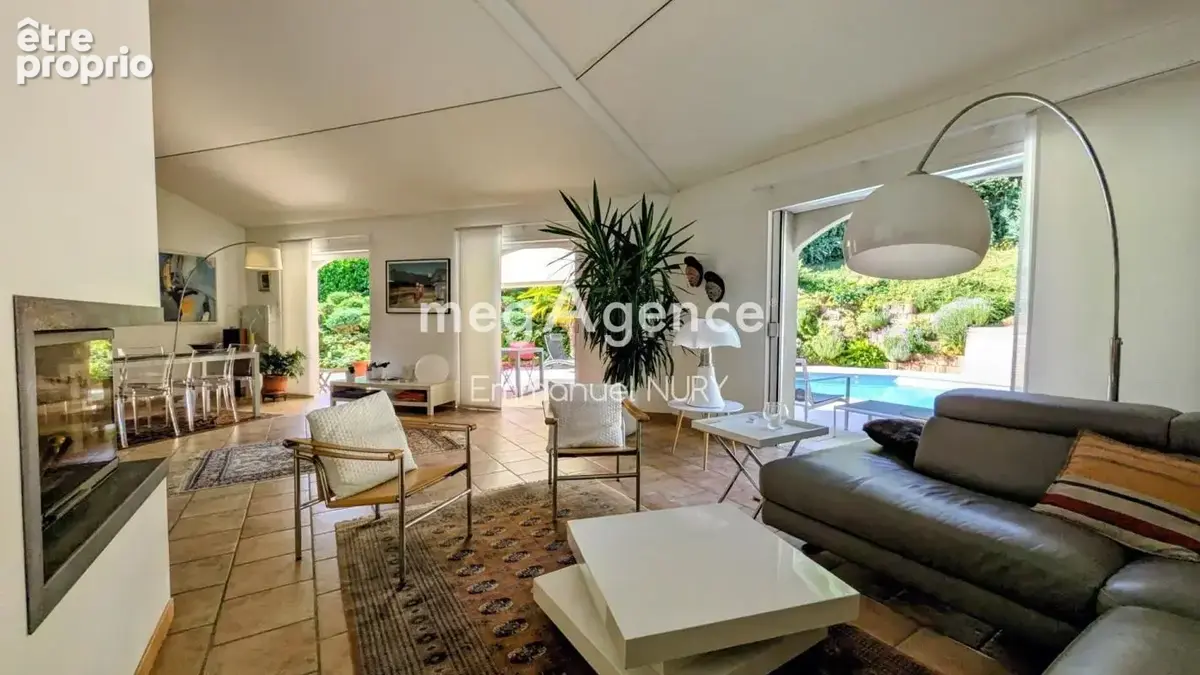 Maison d’architecte de 210m² avec piscine & calme absolu - photo 3