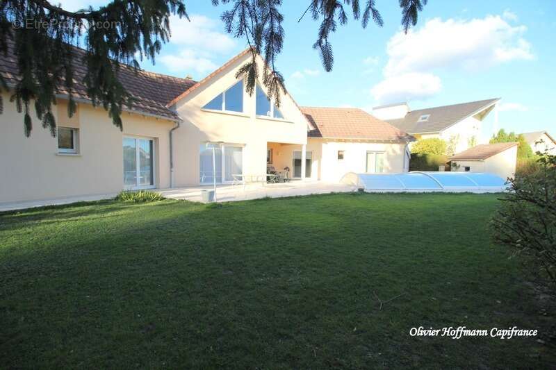 Maison à REDING
