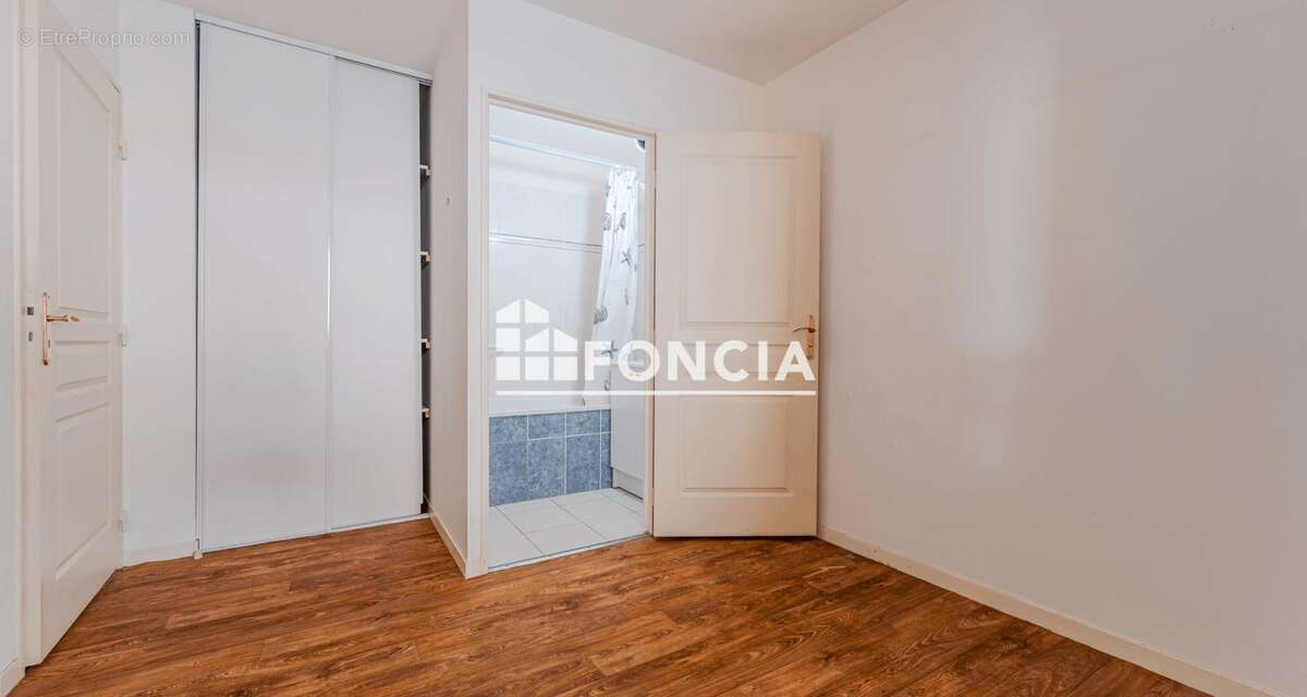 Appartement à LA RICHE