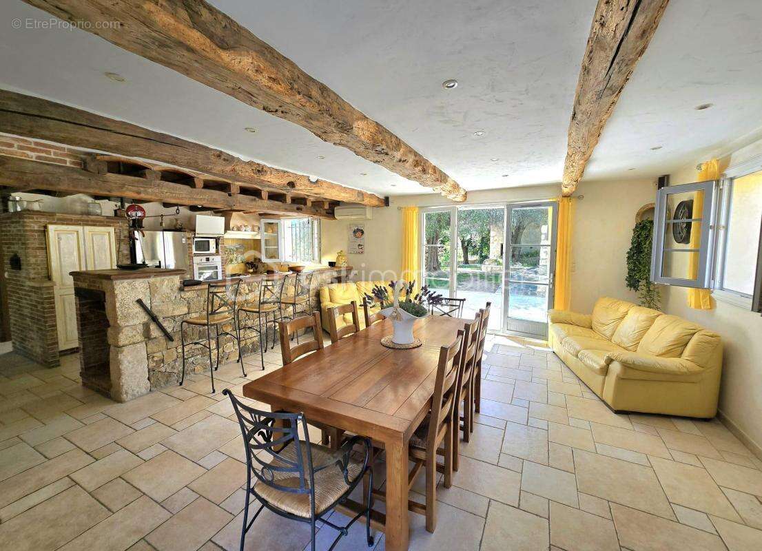 Maison à LE BAR-SUR-LOUP