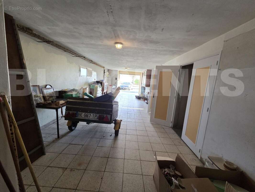 20251126_150611 - Maison à SAVIGNE-L'EVEQUE