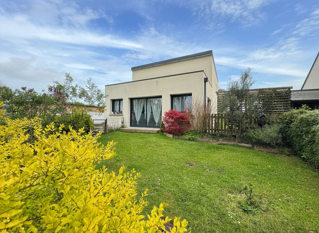 Maison à LANDIVISIAU