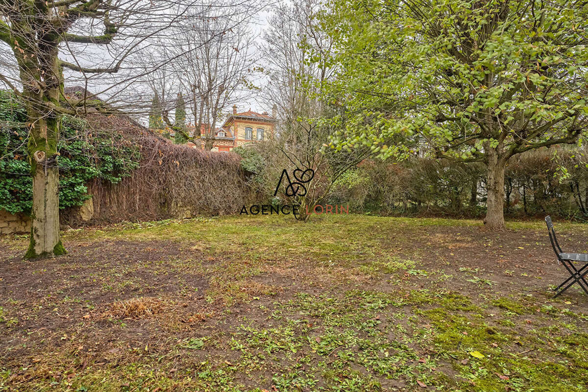 Appartement à LE VESINET