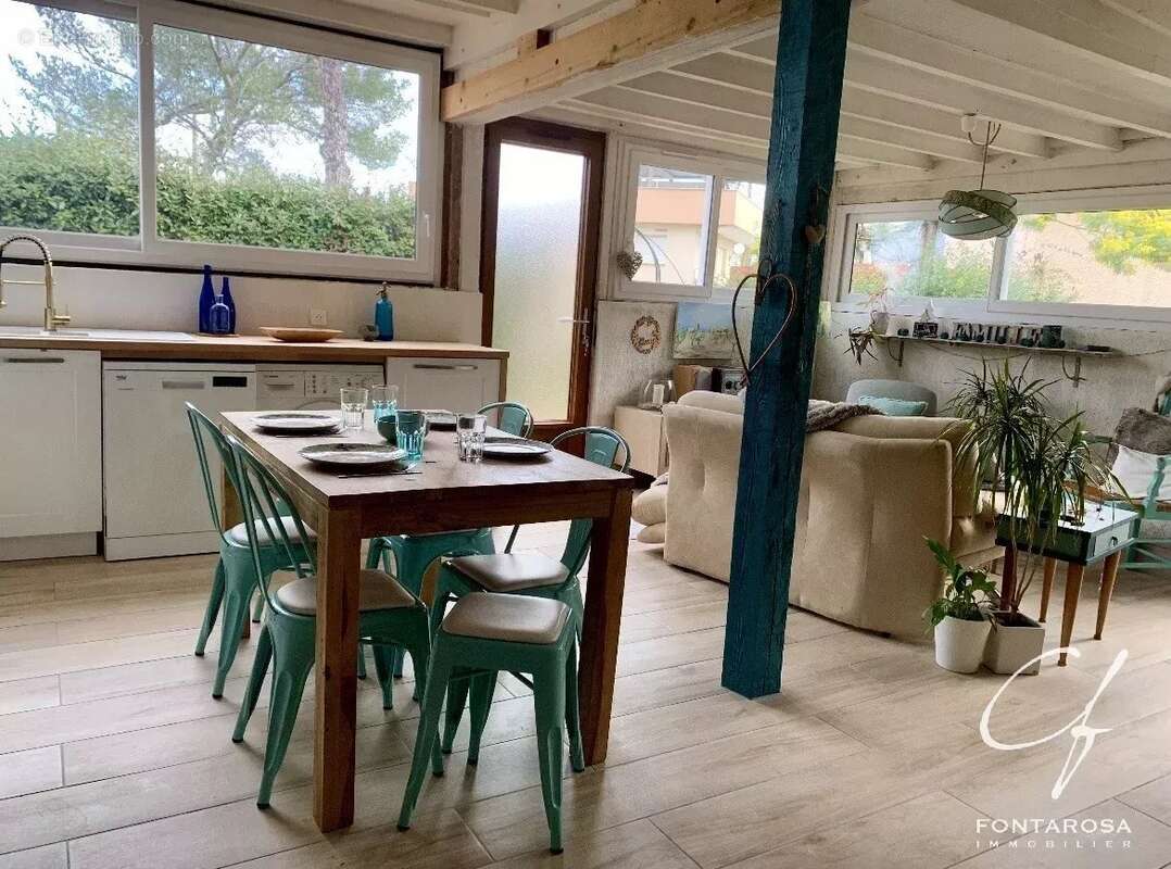 Appartement à FREJUS