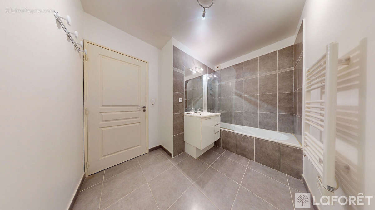 Appartement Saint Raphael 3 pièce(s) 74,8 m2 - photo 7