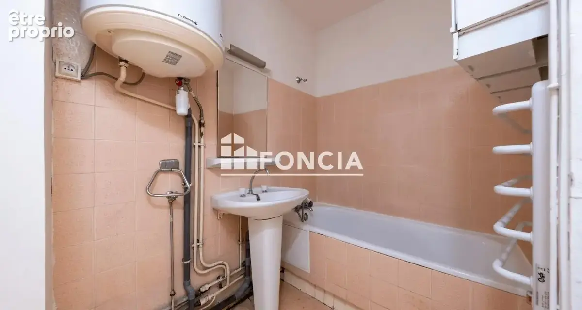Studio de 28.50 m2 vu canal du midi /terraase/ parking boxe - photo 5
