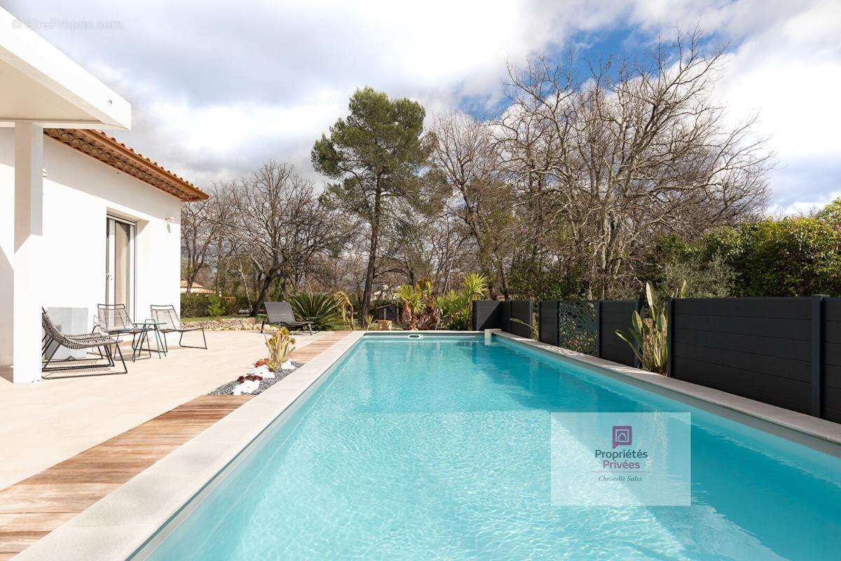 Maison à FAYENCE