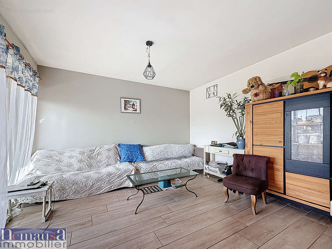 Appartement à NIMES