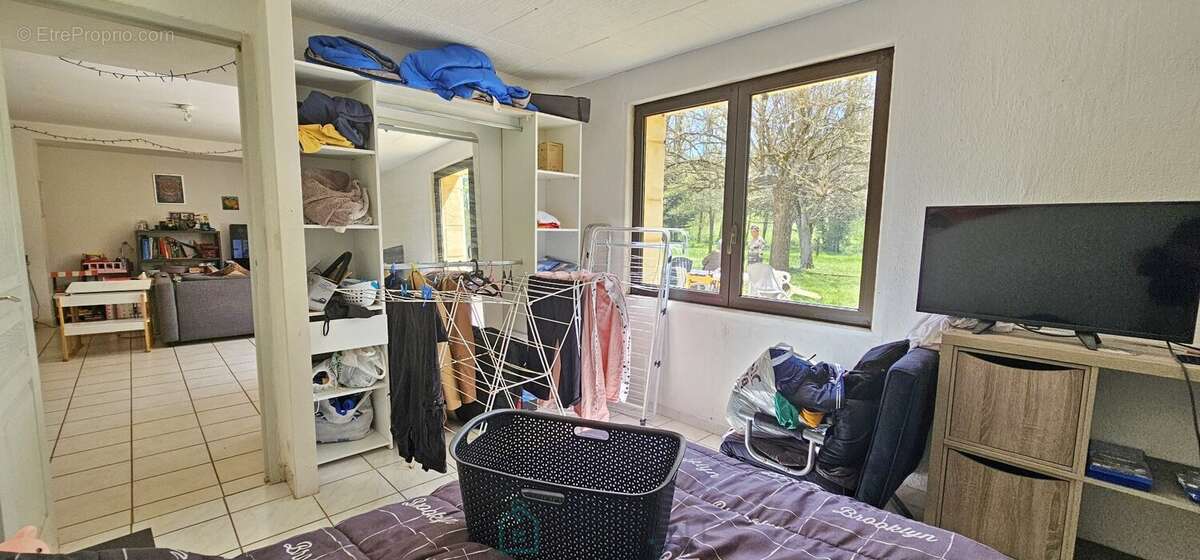 Maison à SAINT-CIRQ-MADELON