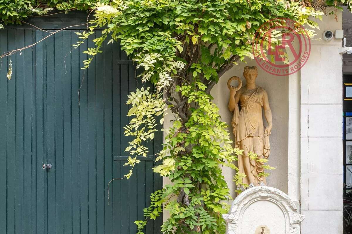 Appartement à PARIS-3E