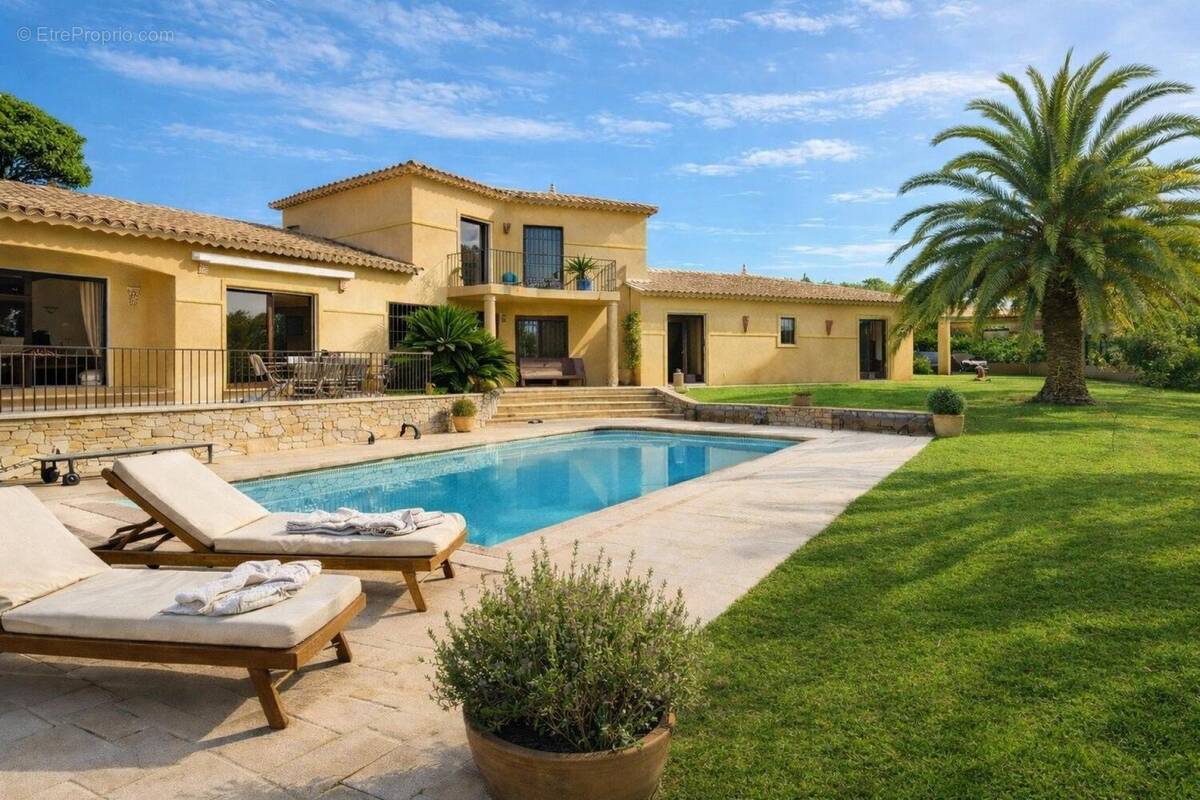 Photo 1 - Maison à GRIMAUD