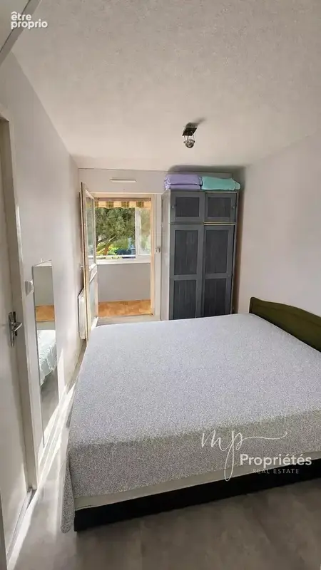 A vendre au lavandou appartement 2 pièces – 28 m² – balcon – parking privatif – plage à pied - photo 4
