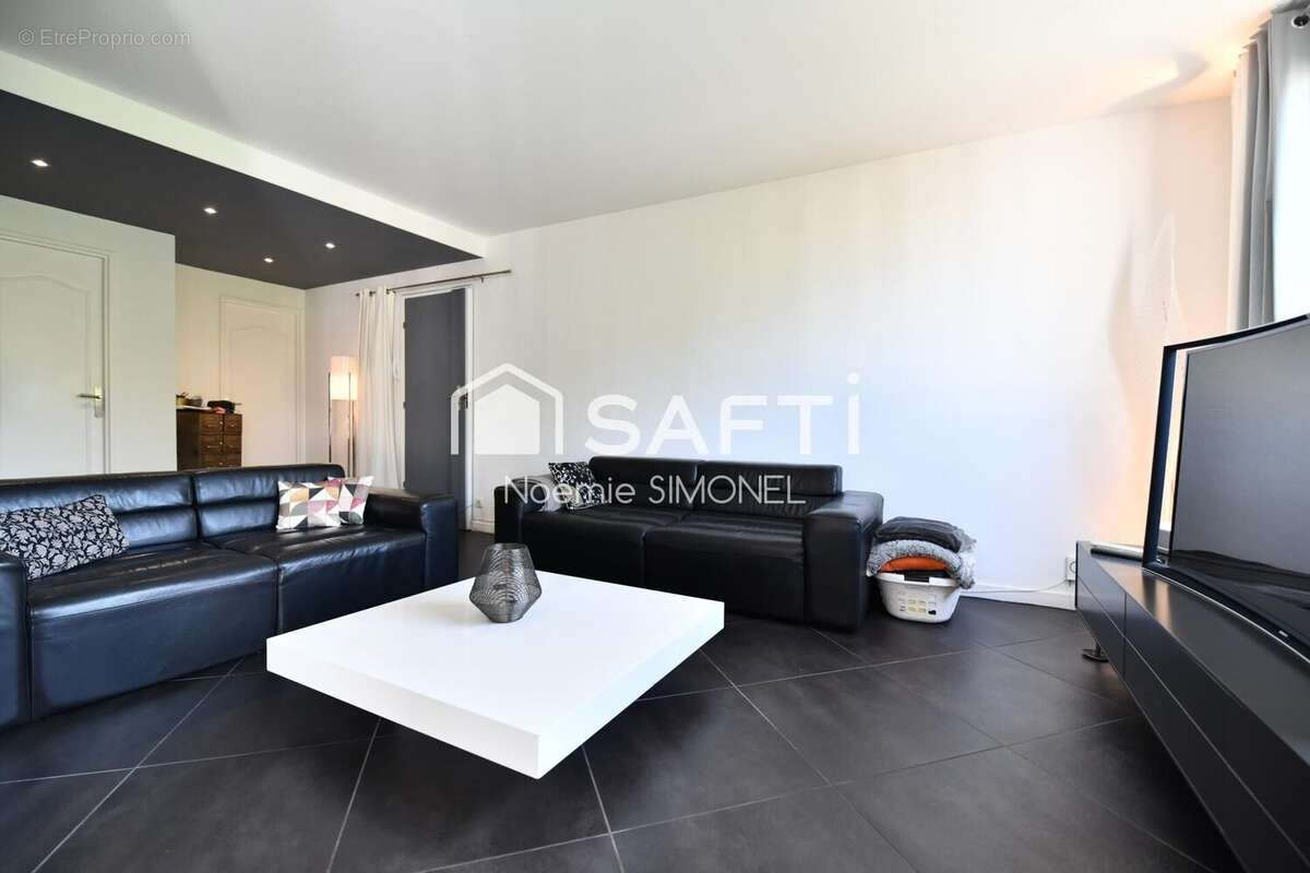 Photo 2 - Appartement à CHILLY-MAZARIN