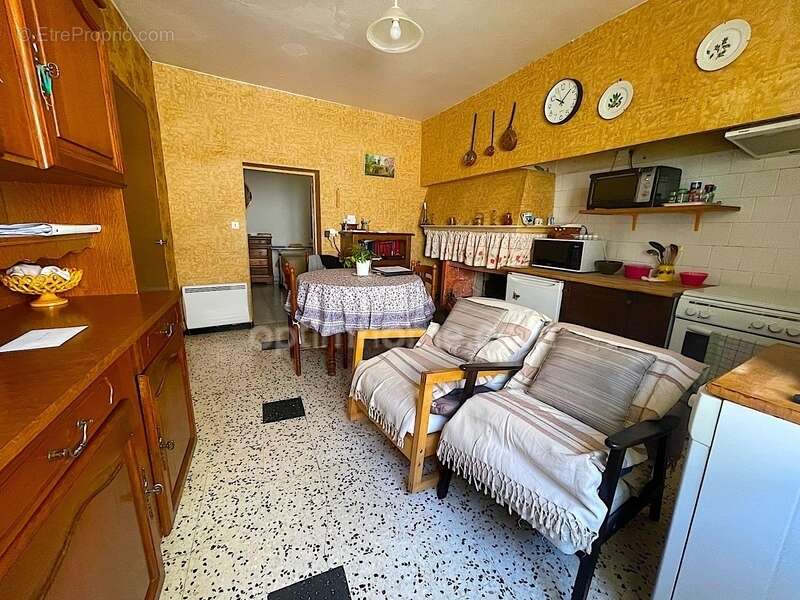 Maison à CASCASTEL-DES-CORBIERES