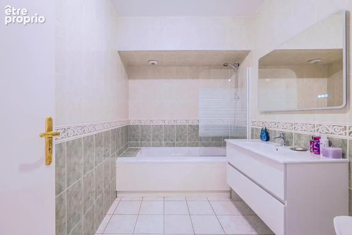 Appartement T3 avec un grand jardin de 120 m² - photo 8