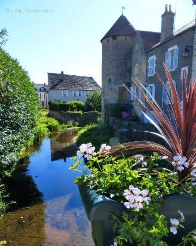 Maison à CORBIGNY