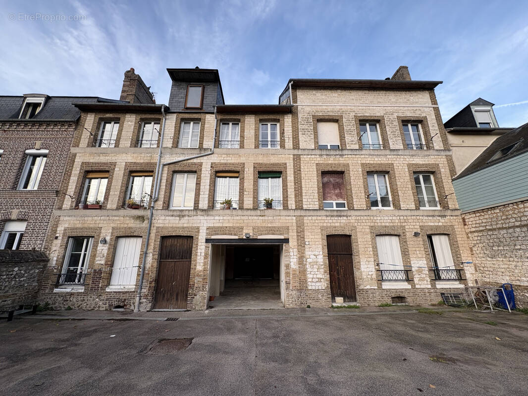 Appartement à CAUDEBEC-LES-ELBEUF