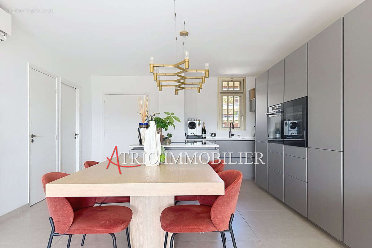 Appartement 60 m² à Antibes  - photo 4