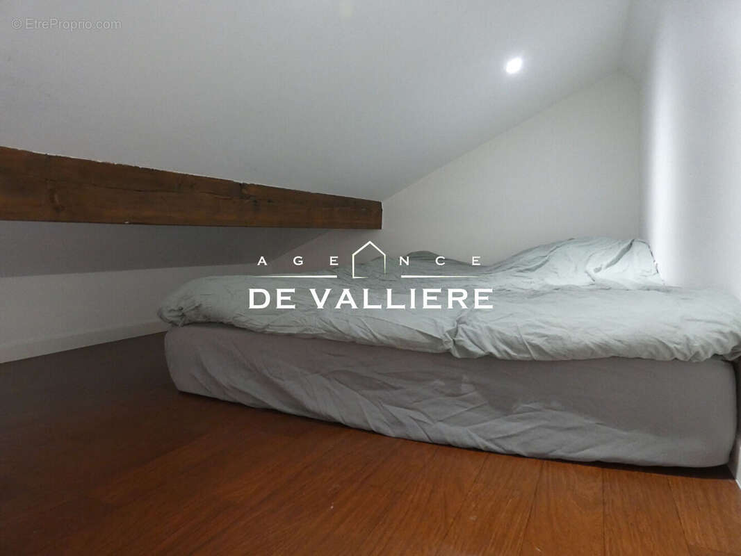 Studio 28m² hypercentre Nanterre - photo 8