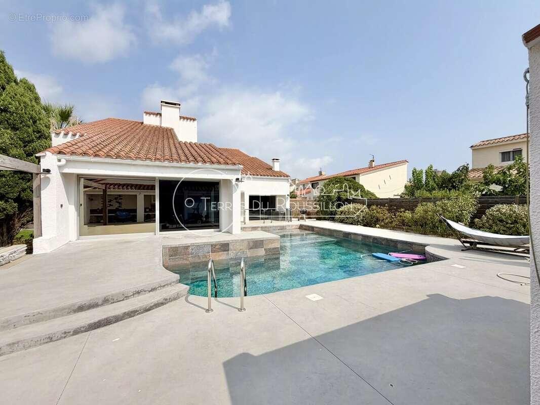 Villa F8 4 Faces 300 m² Canet Plage avec Piscine et Garage - photo 48