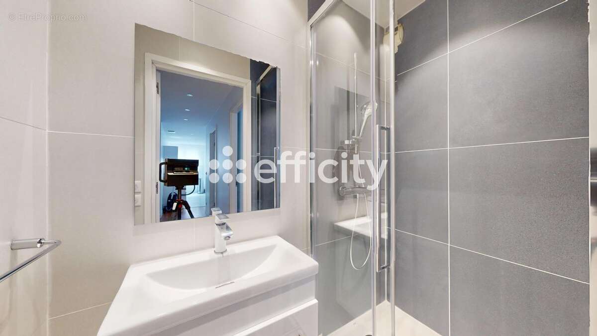 Appartement à LYON-6E